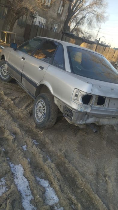 Ауди 80 на разбор