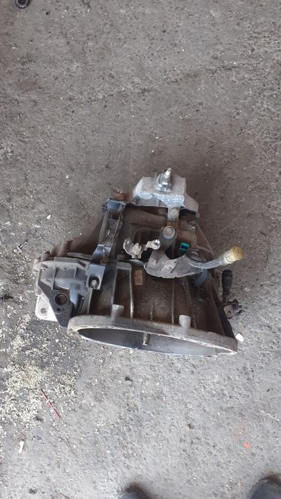 Cutie Viteze Renault Laguna3 2.0 din 2009