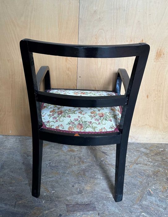Jilt Vintage din Lemn Masiv; Scaun cu brate din lemn; Scaun Solid