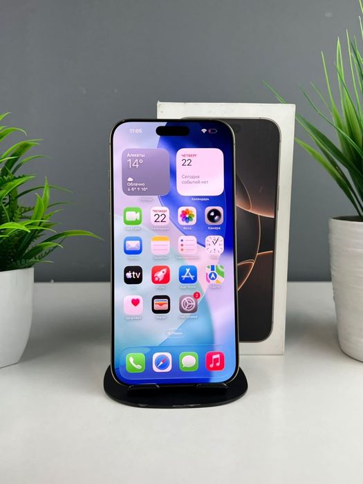 Телефон Apple iPhone 16 Pro Max 256GB