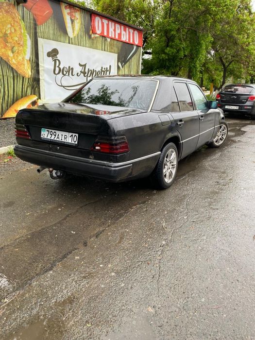 Продам мерседес 124