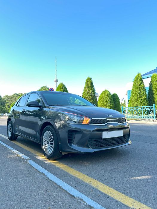 Продается Kia Rio 2018г (82 тыс пробег) Цвет Темно-Серый