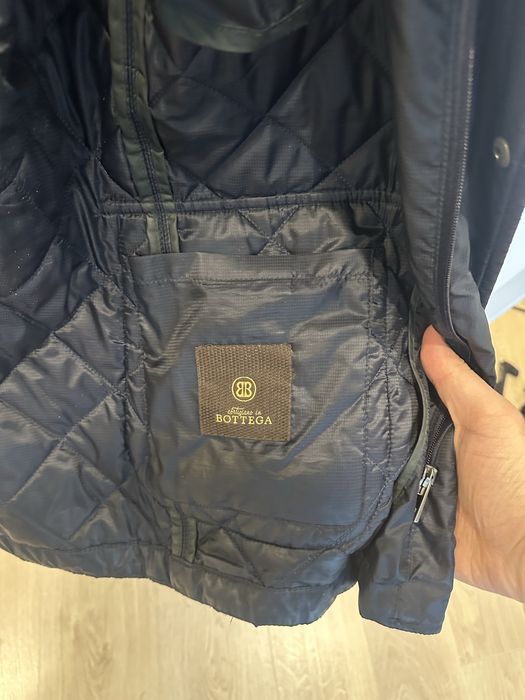 Продам куртку на весну 54-56 размер