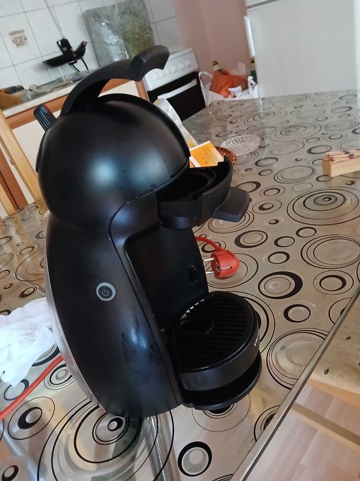 кафе машина Dolce gusto
