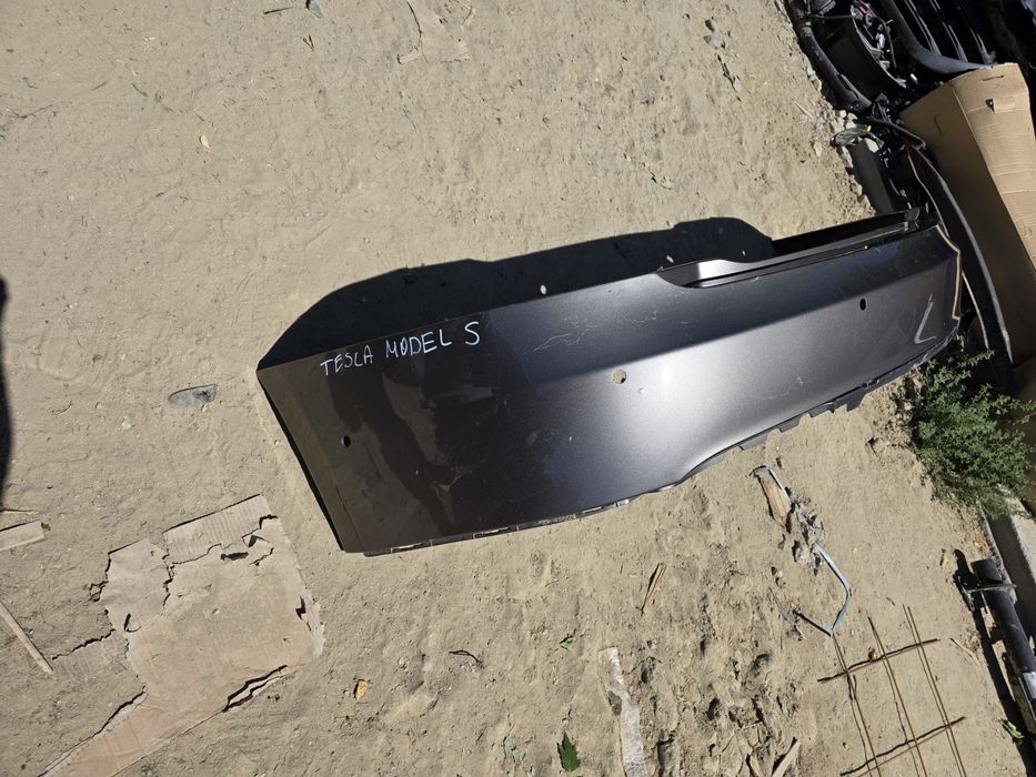 Tesla model S задна броня
