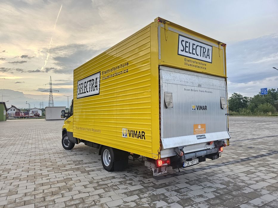 Iveco daily, ( 2018) cu lift hidraulic , mercedes sprinter