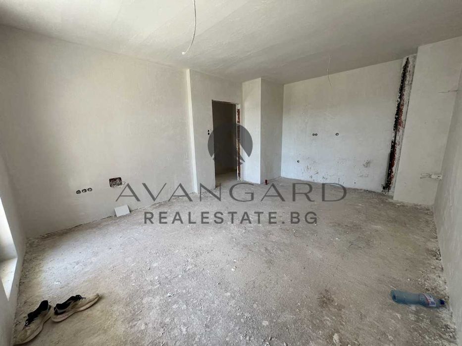 Продава се Двустаен апартамент в Пловдив, Остромила - 60 кв.м за 1307 €/кв.м - Снимка #2