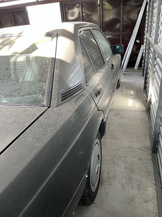 Мерседес 190, 1.8 литра