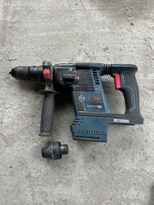 Bosch GBH 18V-26F с проблем