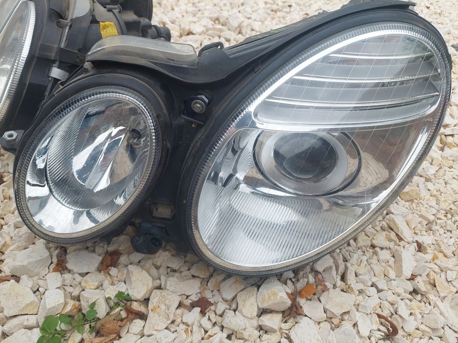 Фар Е класа W211 фейслифт