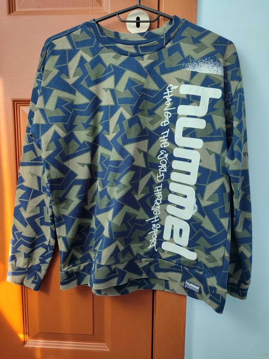 Дамски блузи в отлично състояние.