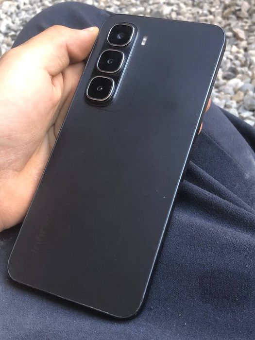Infinix hot 60 i   ideal