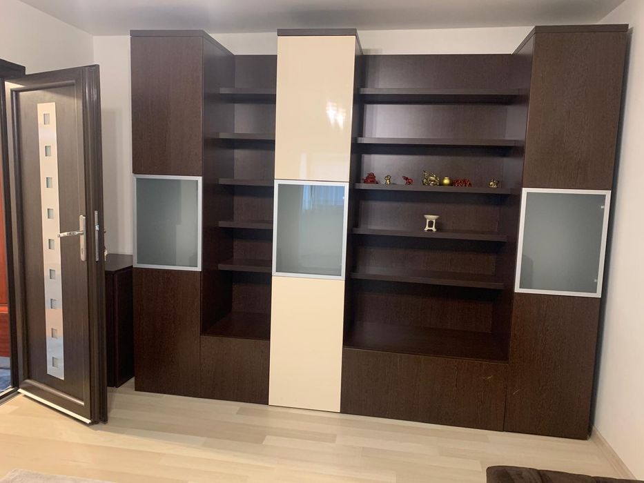 Proprietar, închiriez apartament 3 camere, zona Nord