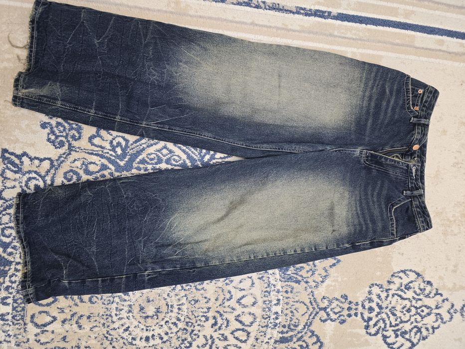 Продам футболку,  джинсы