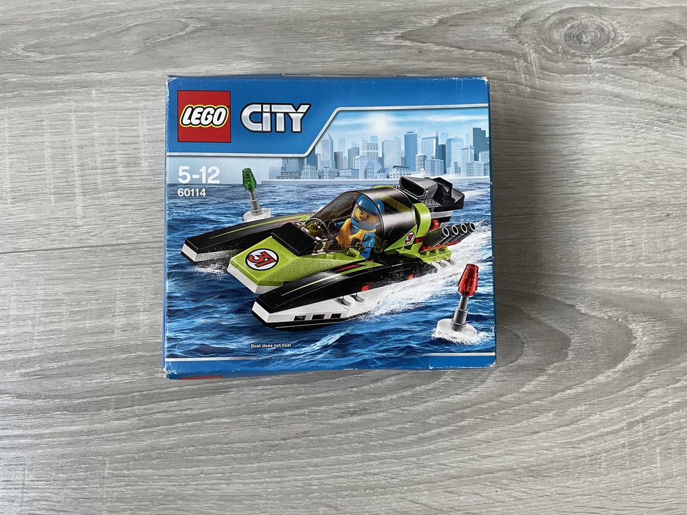 Lego store city 60114