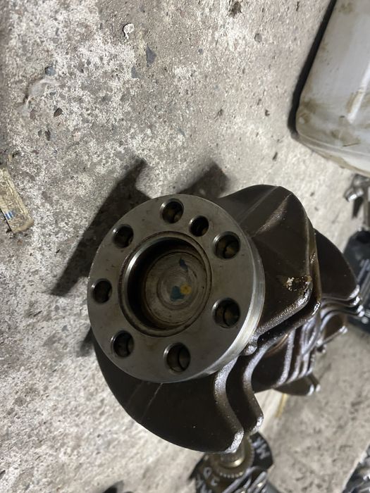 Коленвал mitsubishi 4G63 2.0, 4g64 2,4