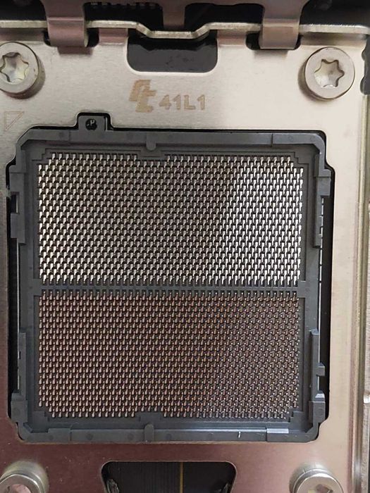 AMD Ryzen 5 7600 + MSI B650 Gaming Plus Wi-Fi
