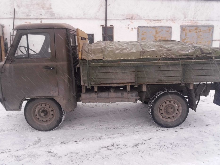 Уаз бортовой продам