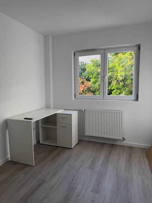 Apartament 4 camere Stefan cel Mare, et 2, renovat, mobilat , utilat modern , totul nou. 5 minute metrou