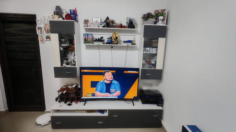 Mobilă Living folosita .Dar in stare foarte bună !