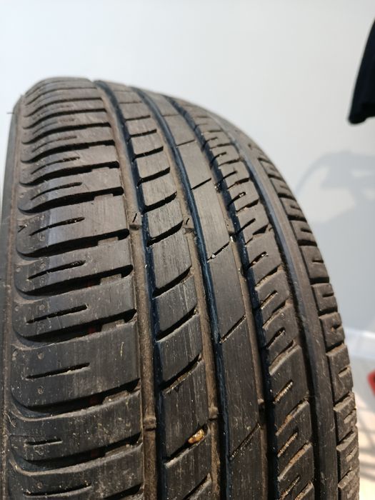 Продам шины в отличном состояний
