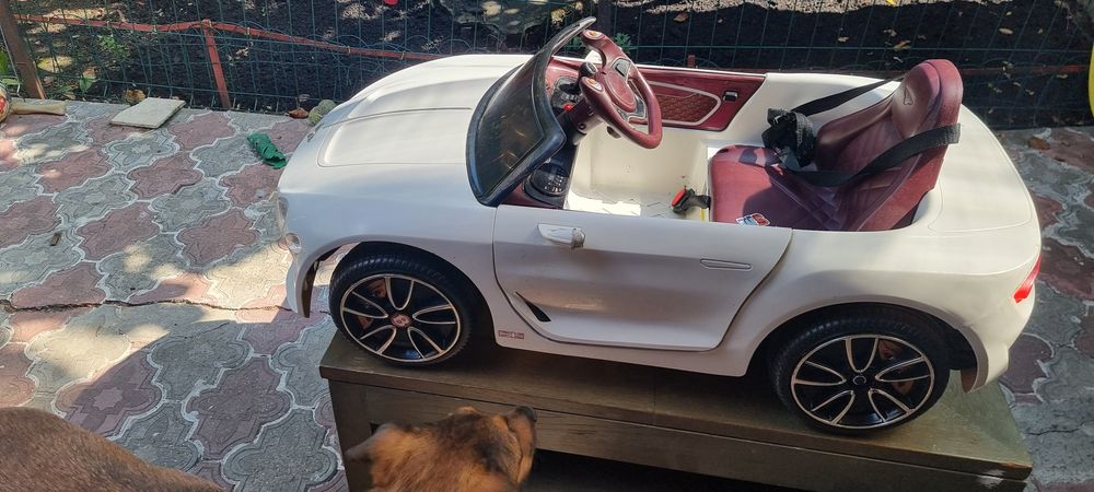 Vănd mașinuță de copii