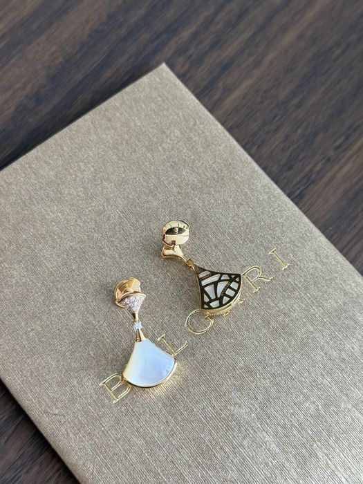 Bvlgari серьги 750 проба