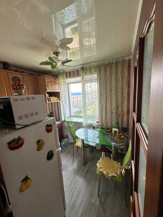 Продам 3 ком квартиру СКГУ