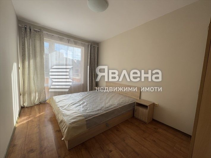 Дава се под наем Двустаен апартамент в Варна, Левски - 68 кв.м за 384 € - Снимка #2