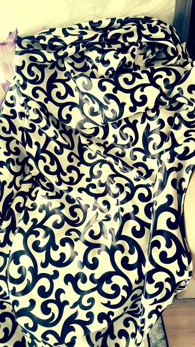 Продам шторы в отличном состоянии