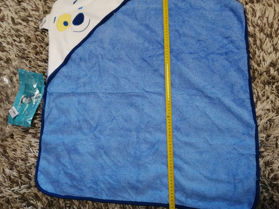 Нови бебешки (детски) хавлийки в тъмно синьо, в розово, бяло, жълто