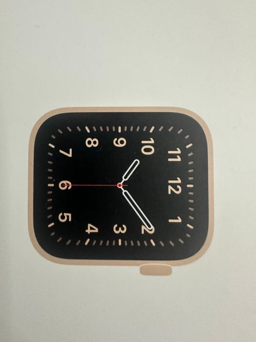 Часы Apple Watch SE