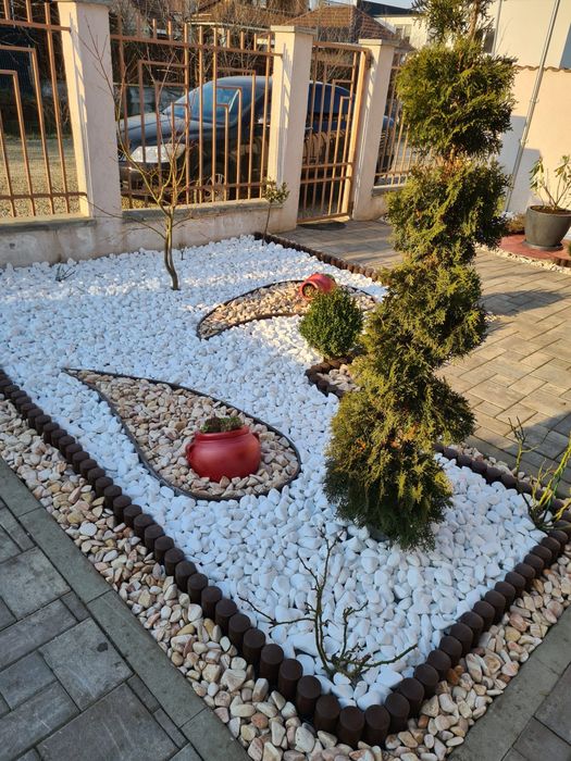 Piatra Alba de Thassos pentru Gradina – Marmura Decorativa si Ornamentala Bacau