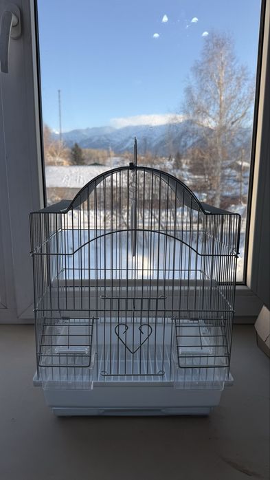 Продам клетку для попугаев