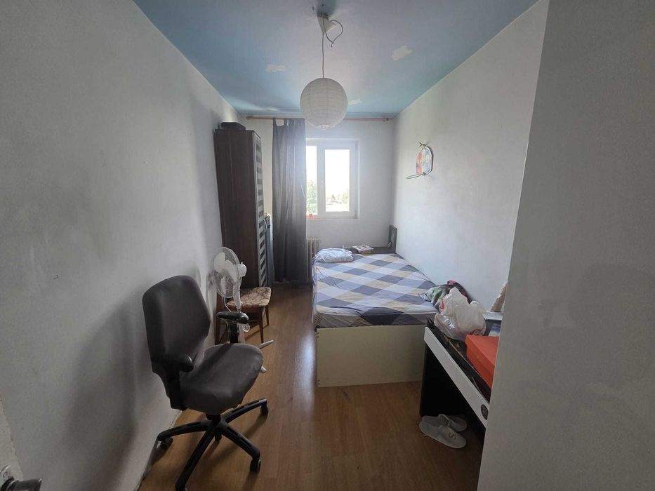 Apartament 3 camere de vanzare