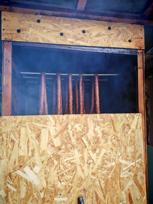 Afumare la rece, produse din carne, afumătoare bio in Freidorf