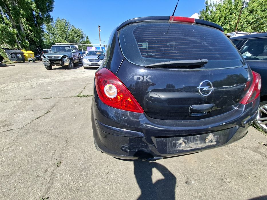 Dezmembrez Opel Corsa D 1.4B 2007 Z14XEP