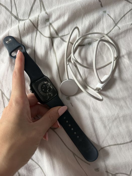 Apple watch S9 42mm 88% батерия