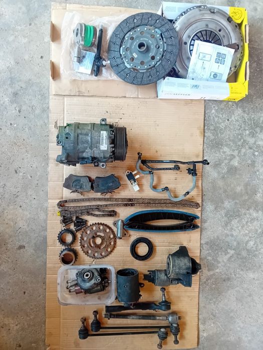 Vand Opel Vivaro biturbo 140 cai, revizuit complet, identic cu  Renault Trafic