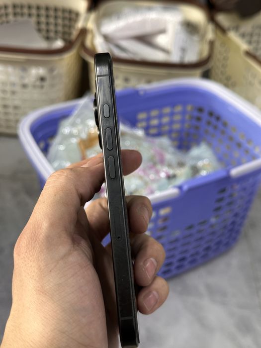 IPhone 16 Pro 91% akb