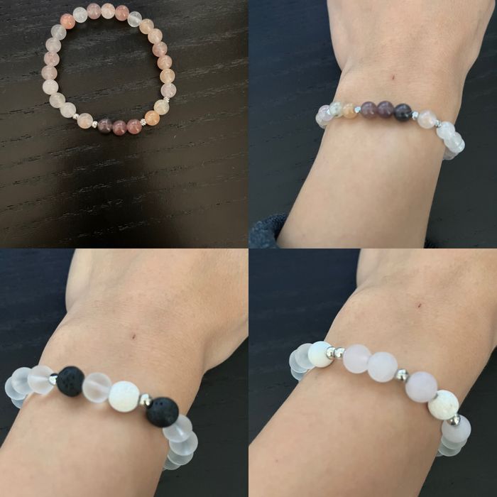 Гривни от естествени камъни