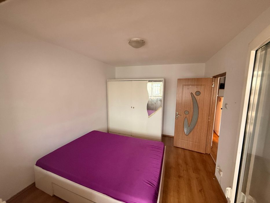 Apartament 2/3 camere zona micro