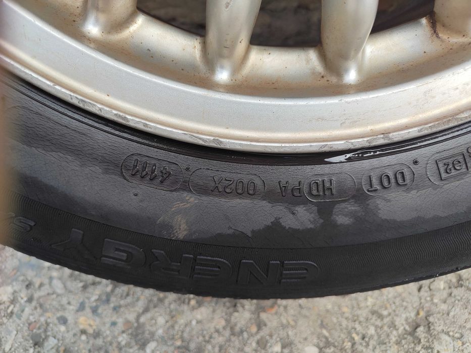 8бр Джанти с зимни и летни гуми БМВ е36 BMW e36