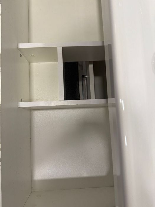 Продам раковину с тумбой