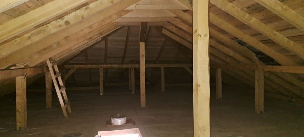 Vând casă single in cisnadie teren 500 mp