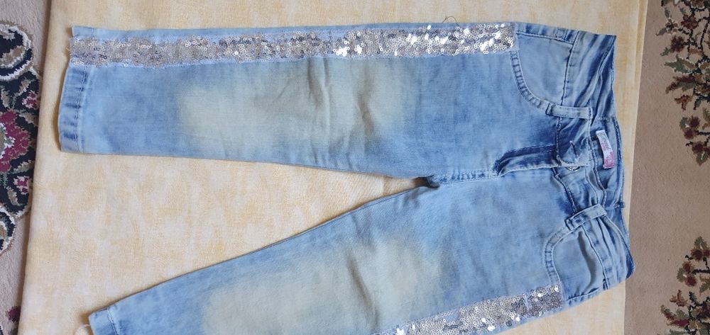 Детская одежда на девочку