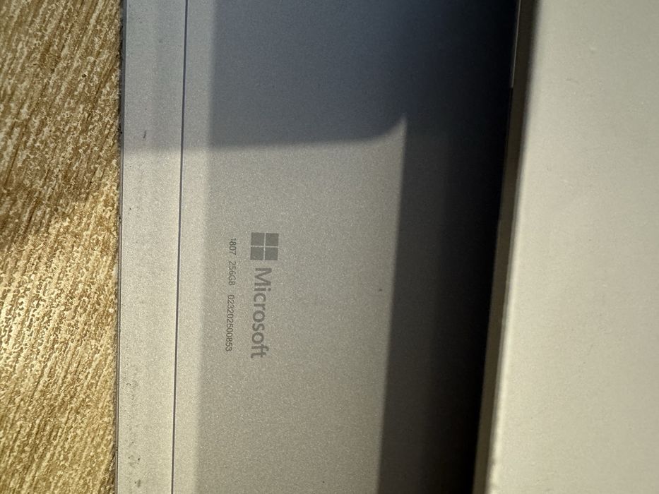 Microsoft Surface 5 Pro 256Gb ssd
