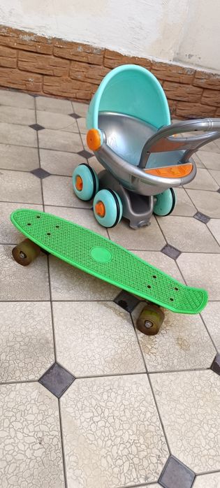 Срочно продаю скейт детский