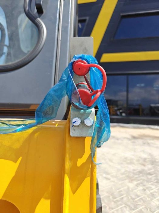 Мини челни товарачи Lonking CDM 303