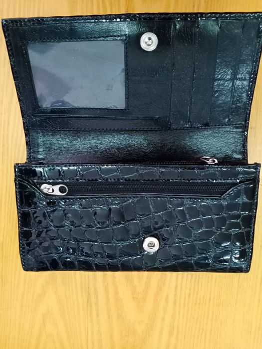 Продаю кошелек кожаный, новый